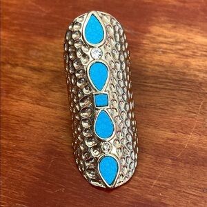 Woman’s Gold Tone and Leather Inserted Turquoise Coloured Pieces Finger Ring